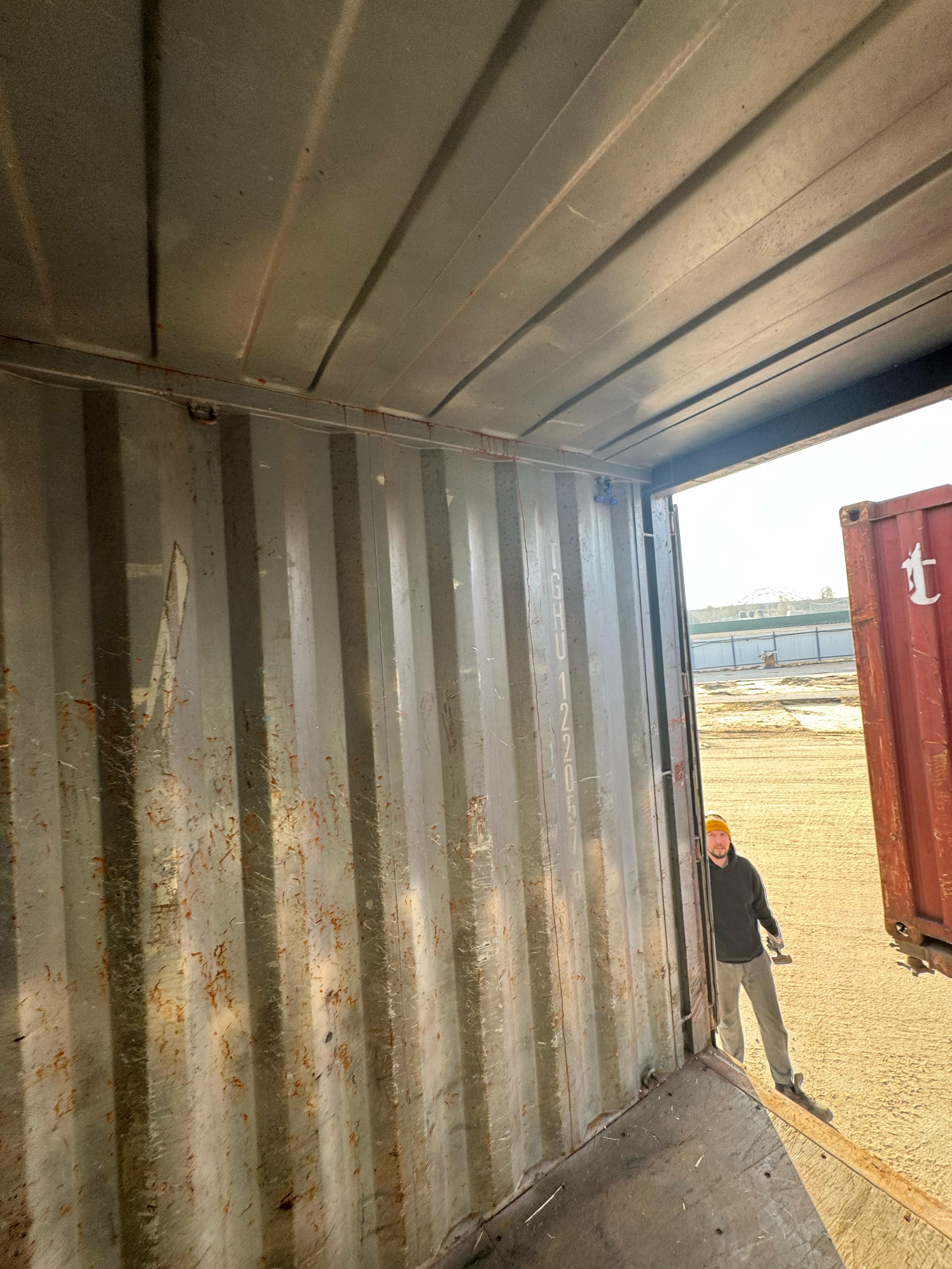 Морской контейнер TGHU1220579